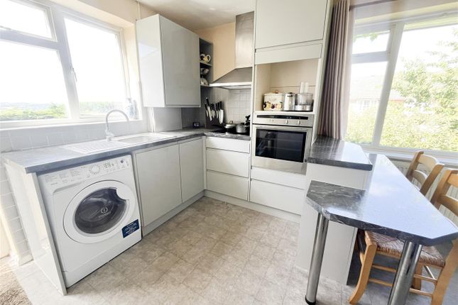 10, Broadhill Close, Heathfield photo 4
