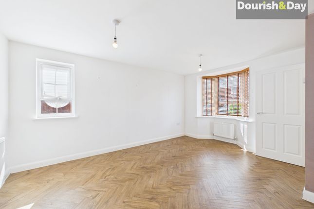 4, Cobblers Way, Market Drayton photo 2
