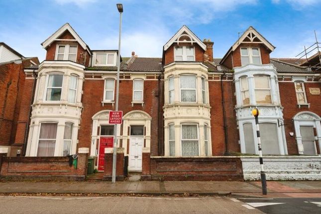 5-bed house on 98, Victoria Road North, Southsea, £275,000