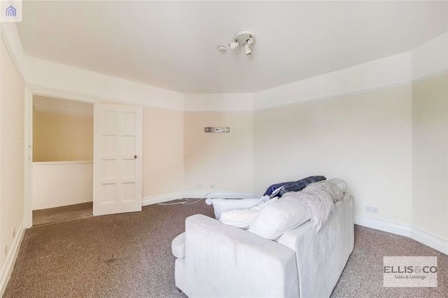 Drayton Waye, Harrow photo 5