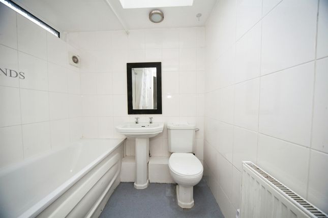 Detached house for sale in Lothair Road, Luton