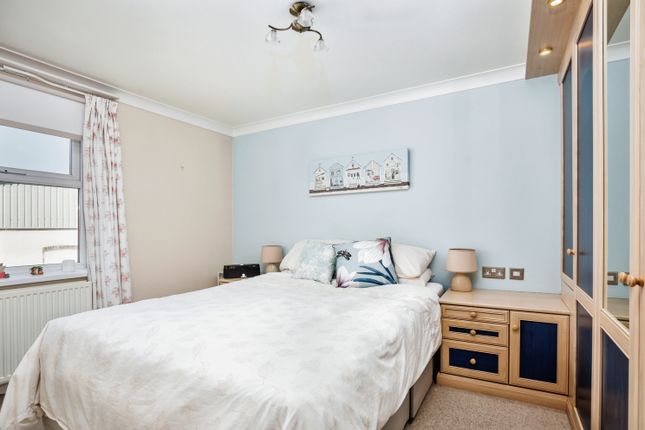 Flat for sale in South Marine Drive, Bridlington, East Riding Of Yorkshi