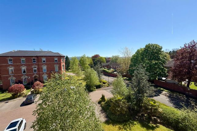 9 Windsor House, Pavilion Way, Macclesfield photo 3