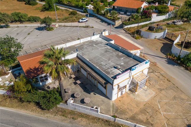 Parking/garage for sale in Sta Barbara Nexe, Faro, Algarve