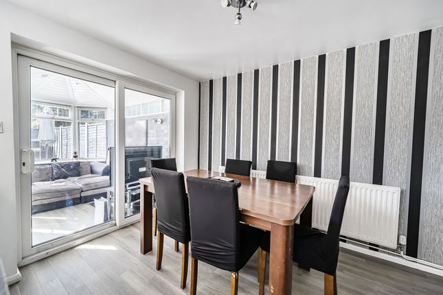 46, Surrey Place, Milton Keynes photo 4