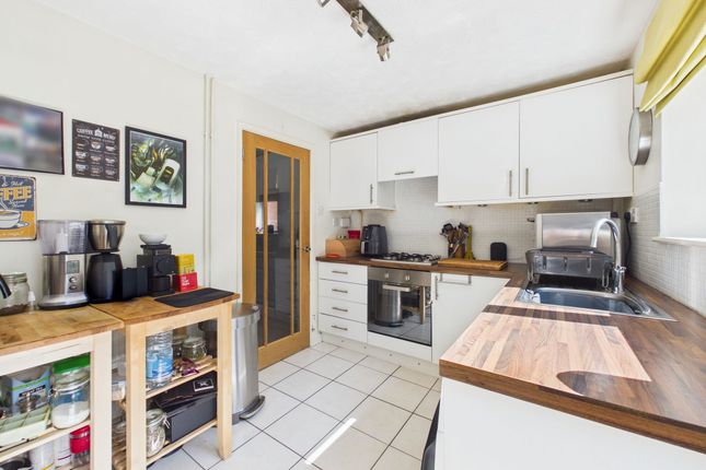 27 Mapperley Rise, Nottingham photo 4