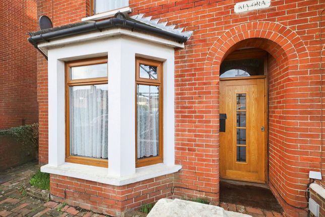 12, Ersham Road, Hailsham photo 2