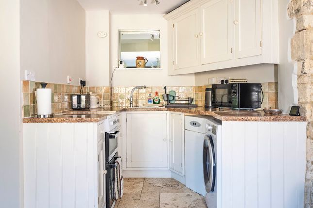 Ayton Cottage West End, Cheltenham photo 3