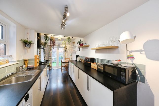 10 Cromer Road, Nottingham photo 4