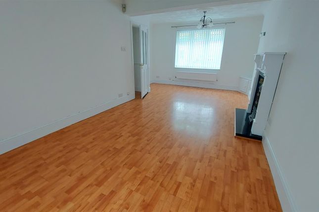 17, Bank Street, Maesteg photo 5