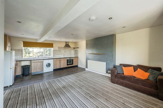 Flat 5, Yew Tree Court, 87, Scawby Road, Brigg photo 2