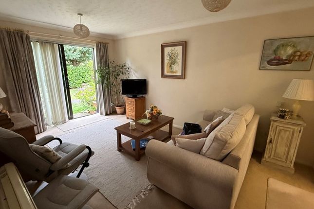 9 Havenfield, Arbury Road, Cambridge photo 3