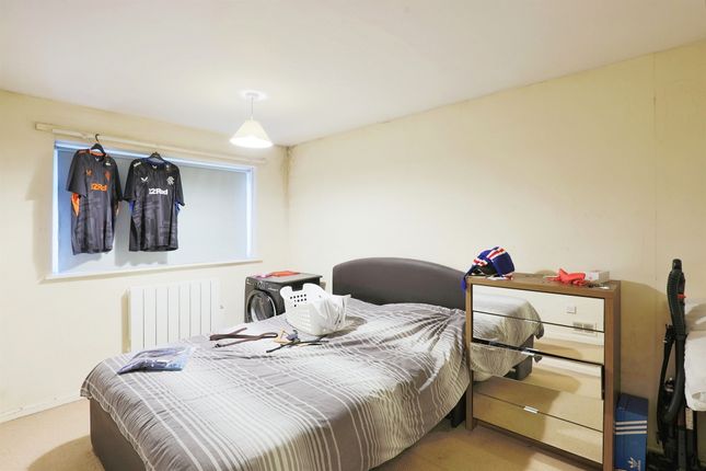 Maisonette for sale in Checketts Close, Worcester