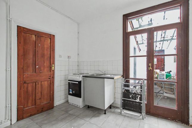 27, Sydney Road, London photo 5