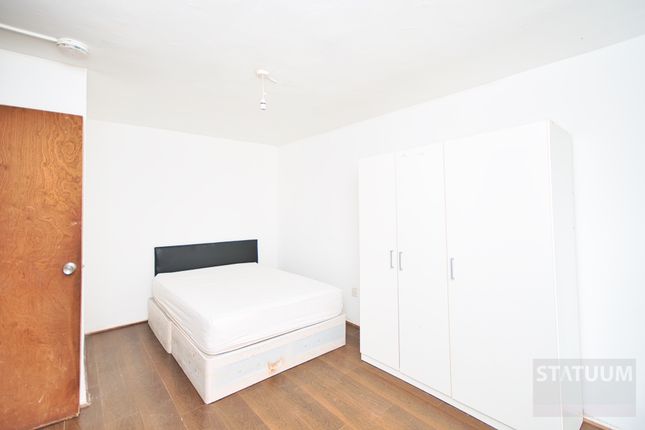 Flat 12 Cruden House 33,, Vernon Road, London photo 2