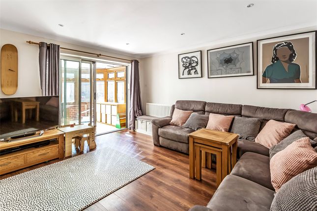 10, Oak End, Dorking photo 2