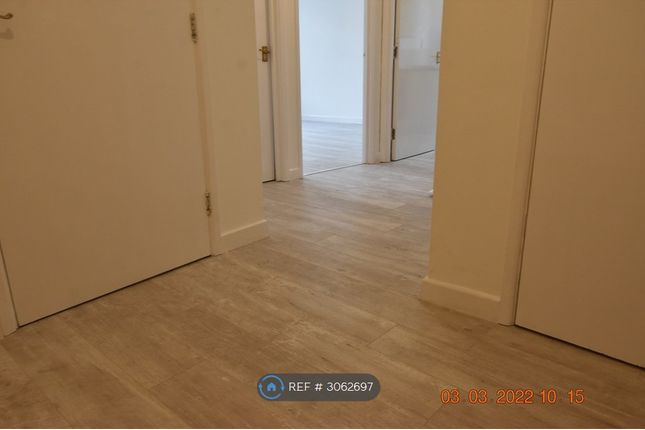 Flat, Park Street, Luton photo 4