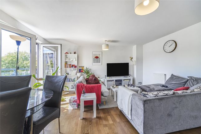 40, Stane Grove, London photo 4