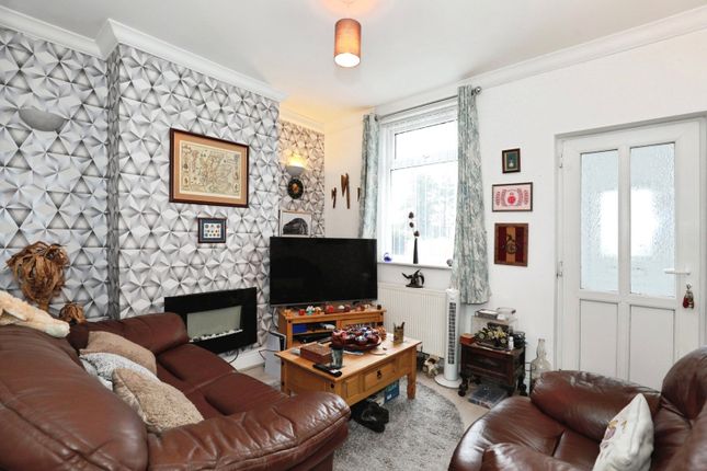 3, Heath View, Crewe photo 4