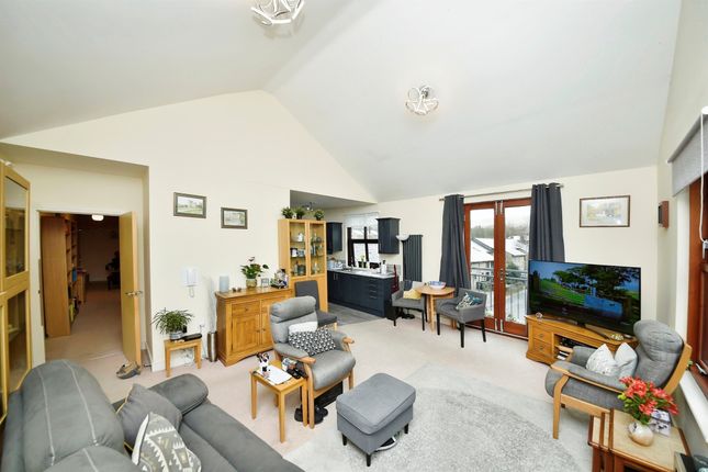Penthouse for sale in Lower Sunny Bank Court, Meltham, Holmfirth