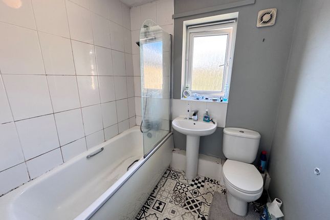 Flat 4, Sage Mews Hayfield Road, High Peak photo 3