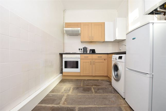 64, Troy Road, Leeds photo 2