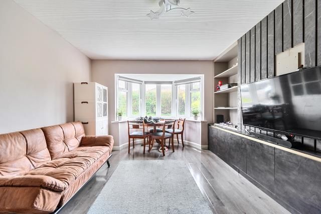 6, Cavendish Road, Chesham photo 4