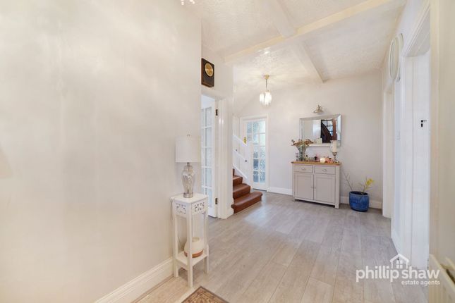 114 Northwick Avenue, Harrow photo 2