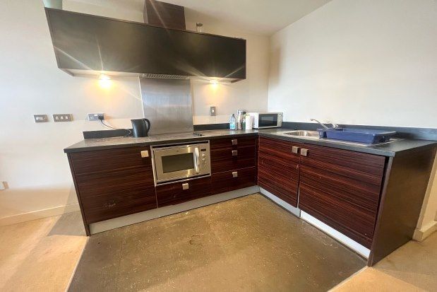 Flat to rent in Sherborne Street, Birmingham