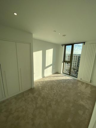 Flat 128 Commodore House, 8, Admiralty Avenue, London photo 5