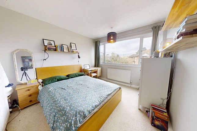 Flat for sale in Oathall Road, Haywards Heath