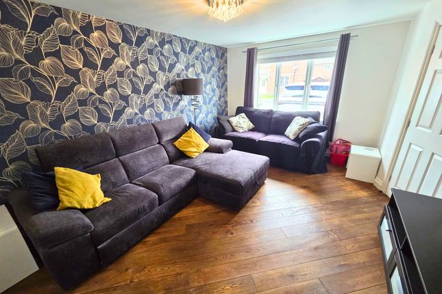 7 Sir Douglas Park, Stockton-on-Tees photo 4
