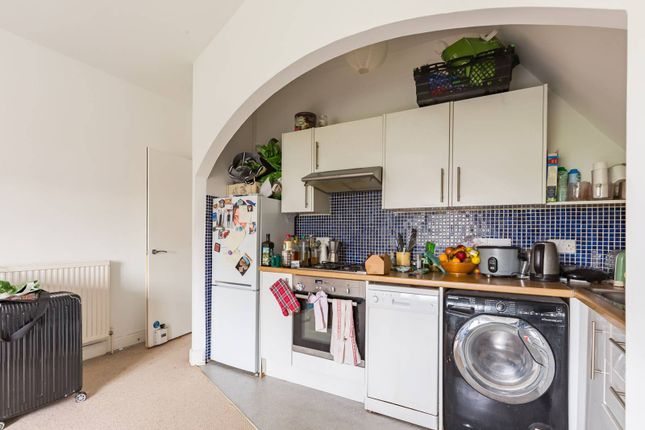 Flat for sale in Shepherds Hill, Highgate, London