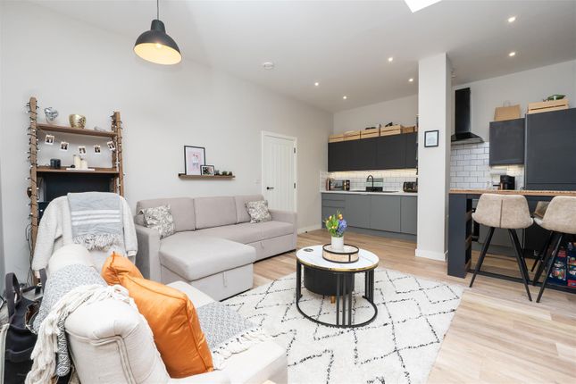 Flat for sale in Church Road, Kingswood, Bristol