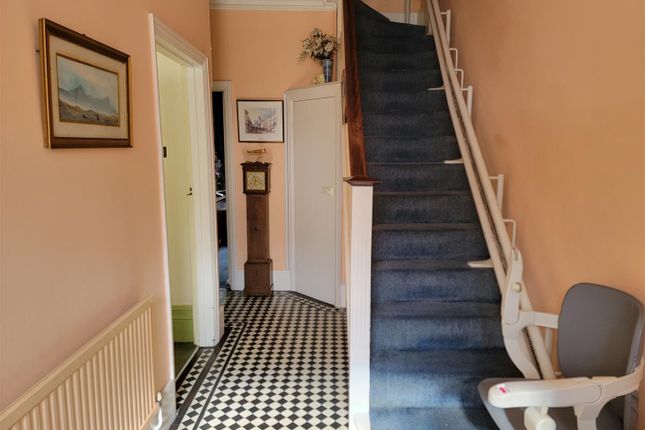Terraced house for sale in Woodberry Avenue, Winchmore Hill