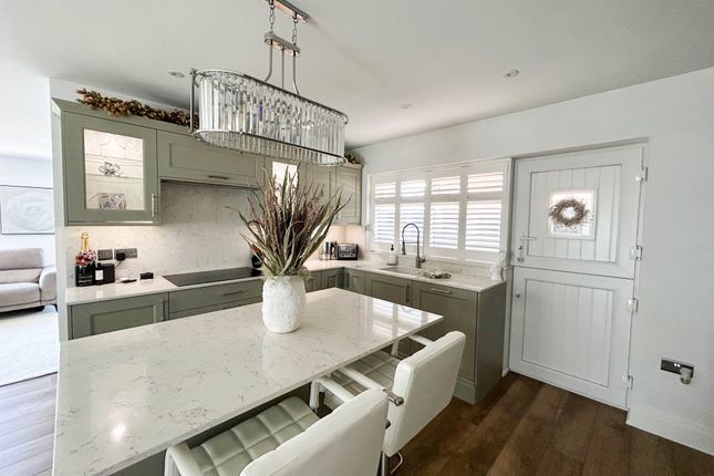 1 Lucerne Court, Aldwick, Bognor Regis photo 4