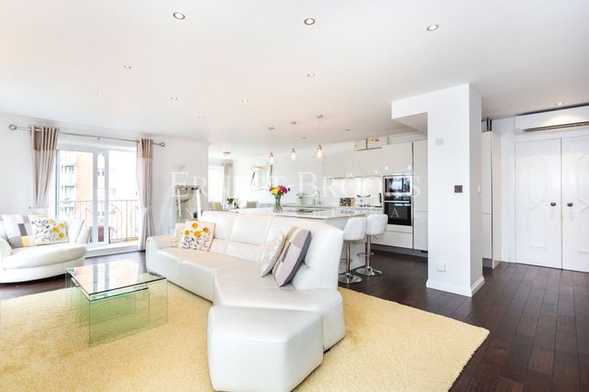 Flat for sale in Poseidon Court, Homer Drive, Isle Of Dogs