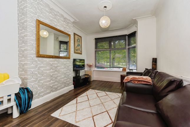 23, Smalldale Avenue, Manchester photo 2