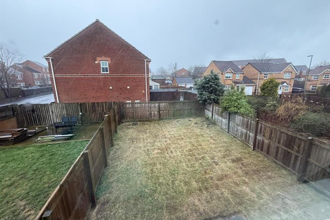 17, Steading Court, Consett photo 4