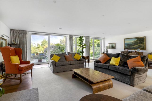 Over Sutton House,, Woodhouse Lane, Dorking photo 4