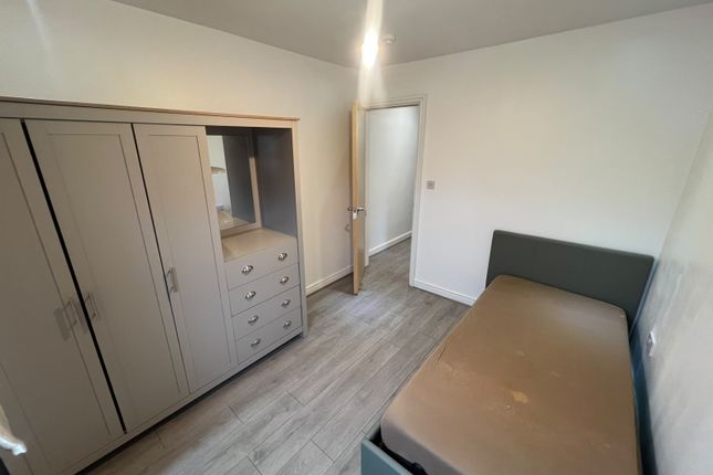 309 A, Great Western, Manchester photo 5