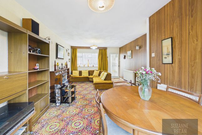 5 Burton Close, Coventry photo 4