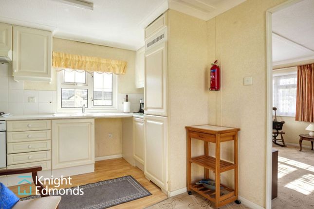 32 Garden Of England Park Forstal Lane, Maidstone photo 4
