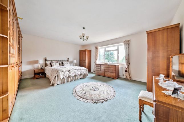 71 Ashford Road, Faversham photo 4