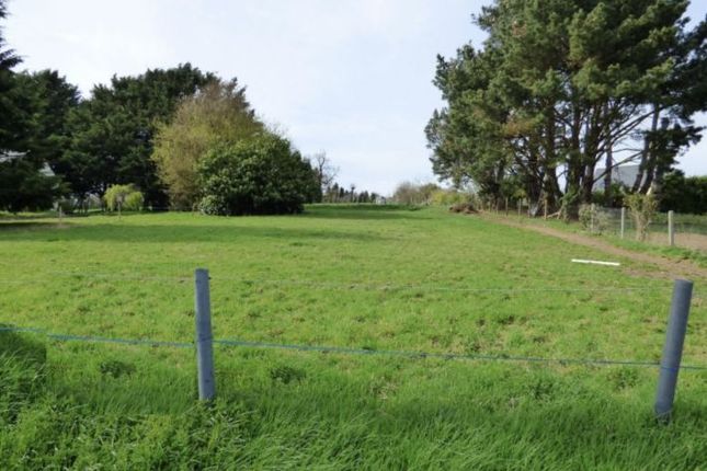 Land for sale in Lanouee, Bretagne, 56120, France