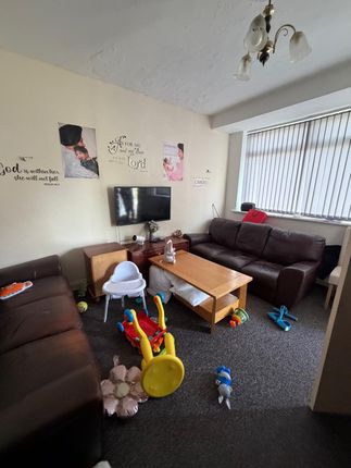 89, Sheridan Street, Bradford photo 5