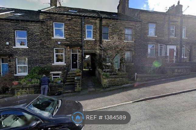 2 bed terraced house to rent in Milford Place, Bradford BD9