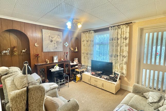 13, Stanley Road, Kent photo 3