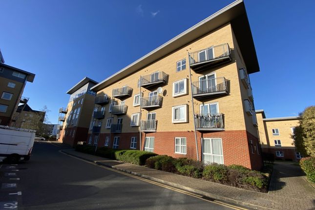 Thumbnail Property for sale in Wilding Court, Borehamwood