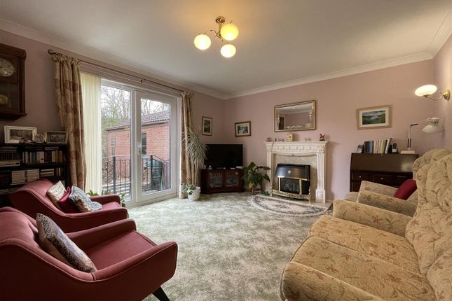 Detached bungalow for sale in Thornbridge Crescent, Chesterfield